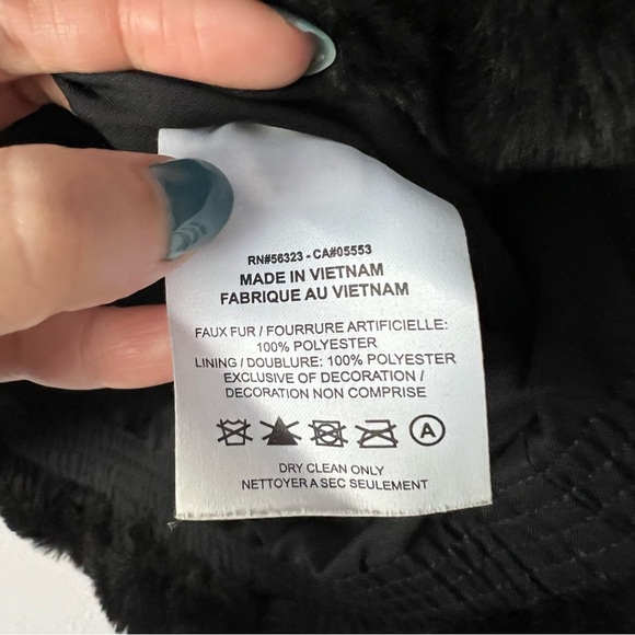 Nike Women's Sportswear Plush Faux Fur Swoosh Jacket XS - Picture 11 of 16